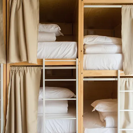 Selina إيريسييرا