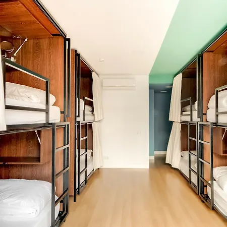 Hostel Selina *
