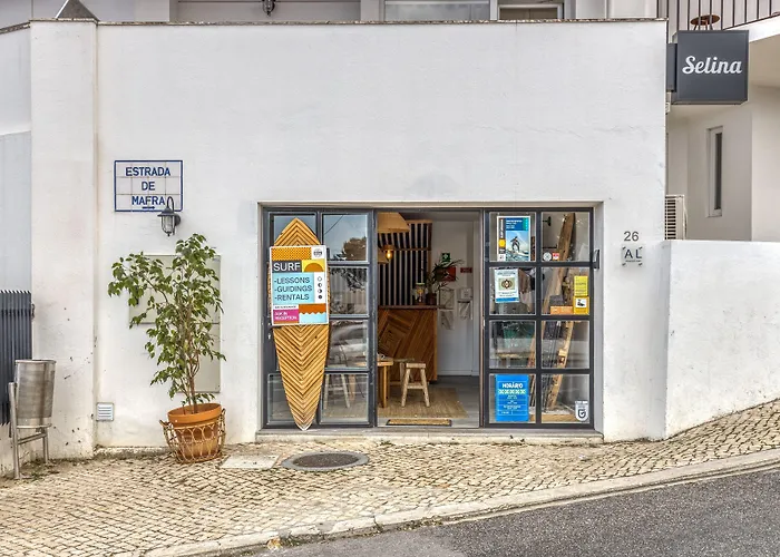Selina Hostel Ericeira
